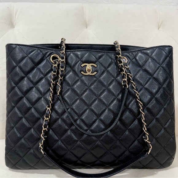 CHANEL Handbags - Chanel Classic Cc Black Caviar Large Shopping Tote Gold tone hardware microchip
